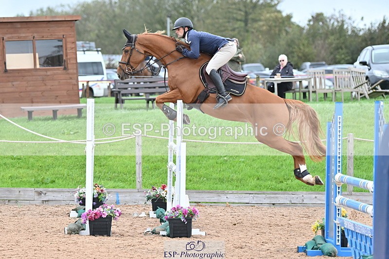 231013A-130346-02295 - Cls 8 Blue Chip Power Jump Off and Presentations