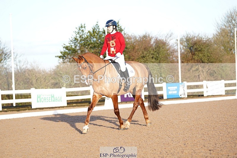 241214-102534-00170 - 108-Pippa.Knight-KFS.Boston.Burglar