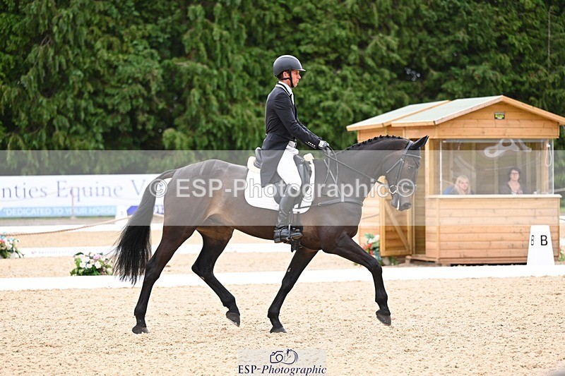 240524-093534-07906 - 507-DASSETT_ROCK_STAR-Tom_D_Crisp