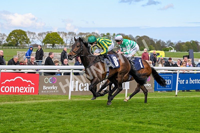 240425-Race 3-Spinning Wheel-1269 - Race 3