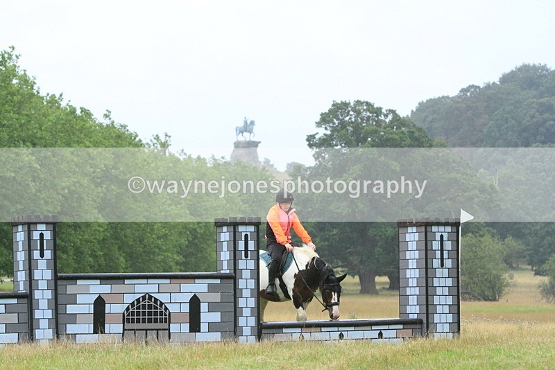 IMF_1520 - Time at Castle Jump 09:18 to 10:15