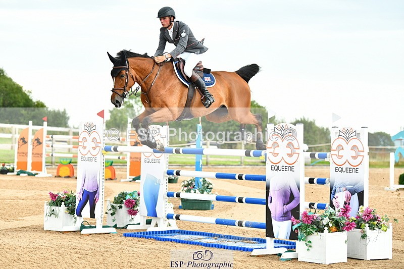 230720A-162842-04270 - Cls 9 2 Star Big 1.40m break to end