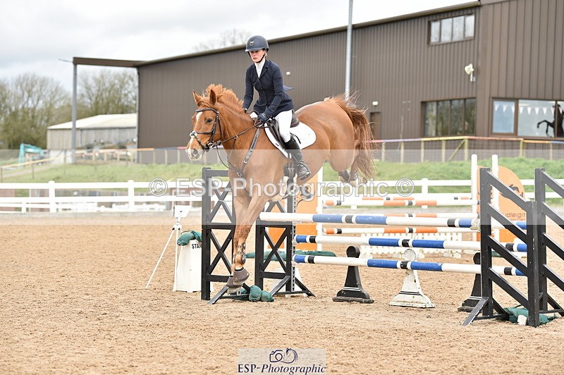 240403A-135300-00649 - Cls 4 Newcomers and 1.10m Open