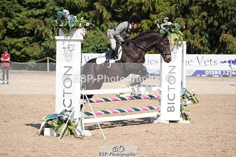 250824A-150700-38564 - 2103