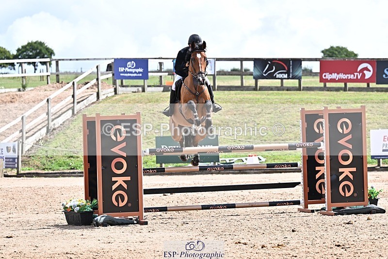 250731-113152-00584 - Cls 02 Snr Fox 1st Rnd