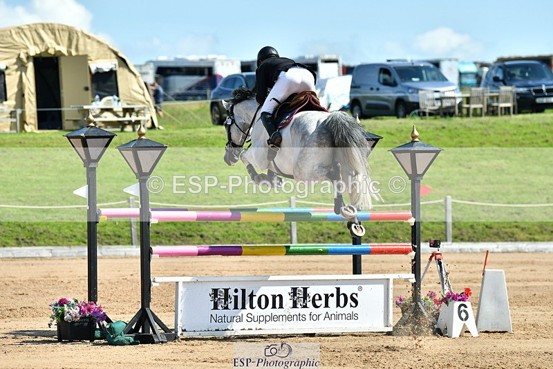 230720A-103809-01914 - Cls 5, 2 Star Medium 1.35m