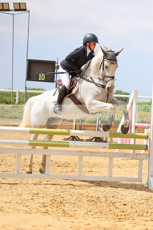 3E7A0477 - Class 10: Senior 95cm open