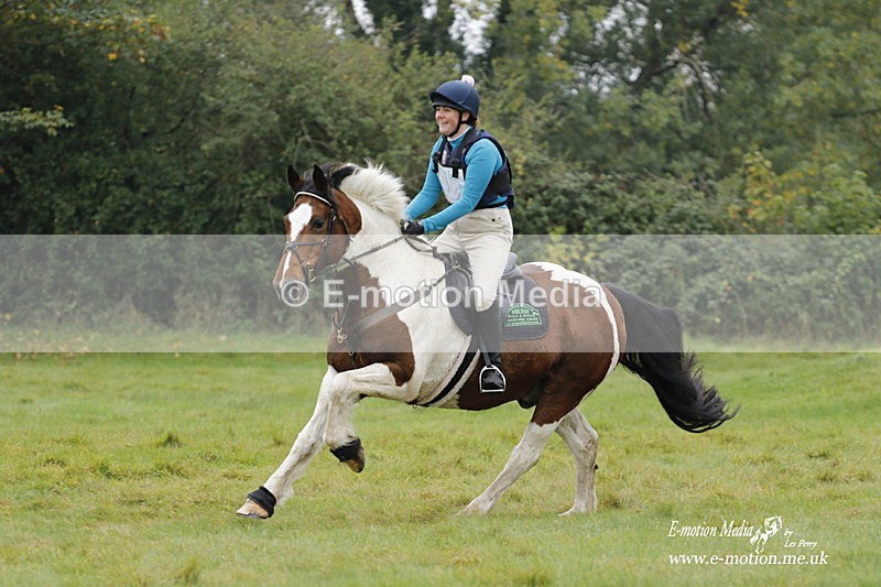  WWHT 171021 1953 - Novice Pairs (0.80m)  17/10/21