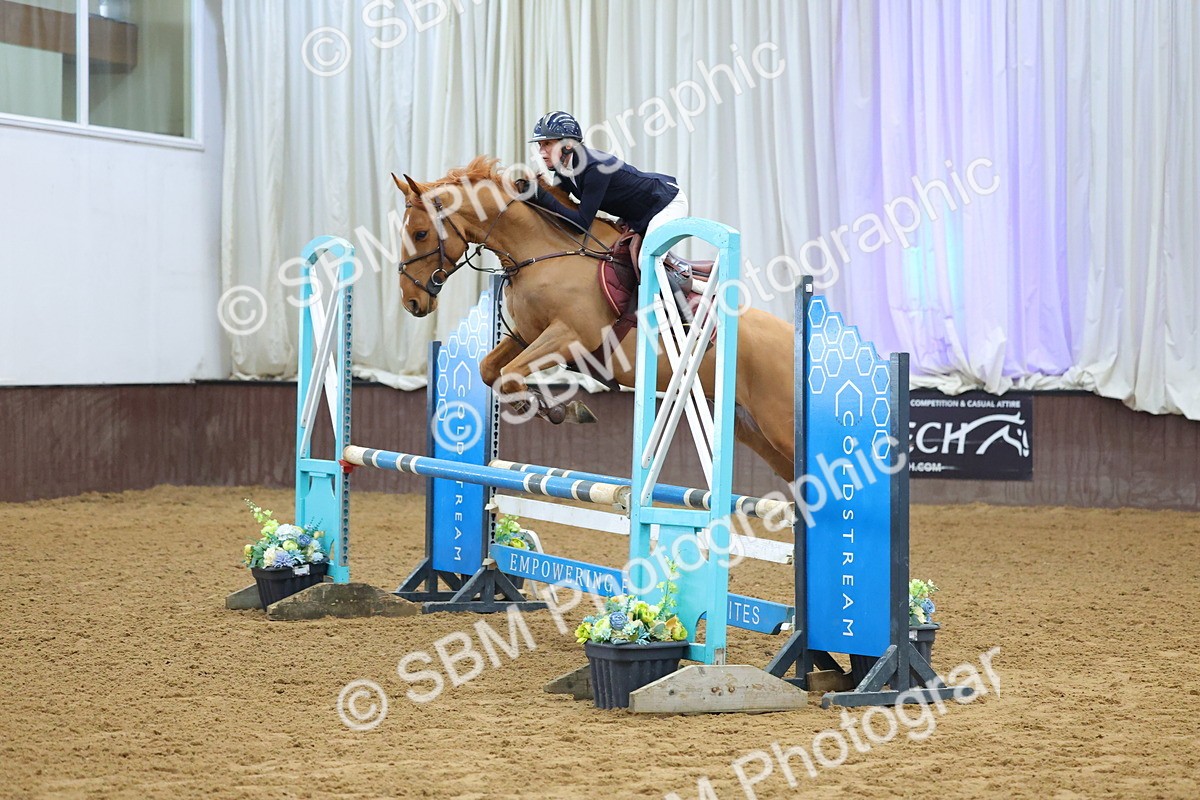 SBM_009969 - Class 21 - Nupafeed Supplements Senior Discovery/ 1m Open - First Round (1.00m)
