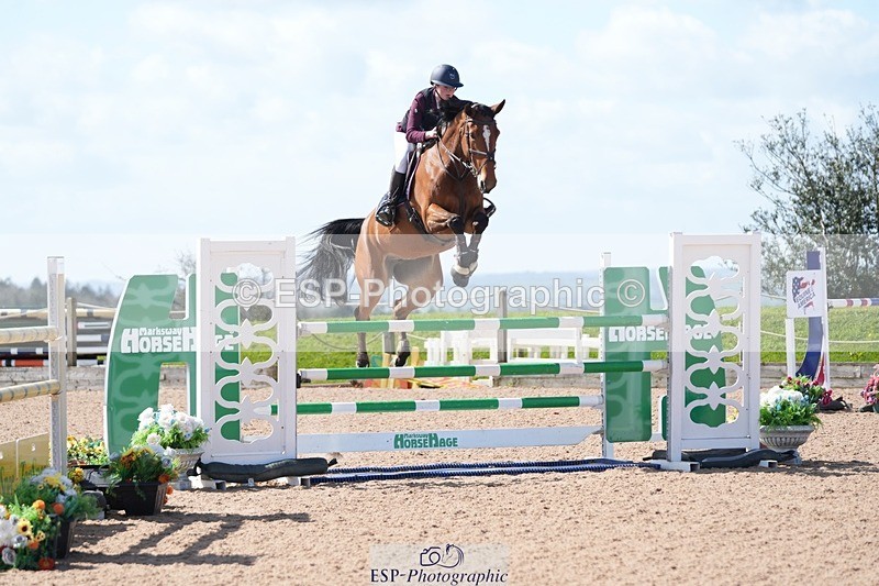 260328-120800-03323 - Cls 15 Foxhunter