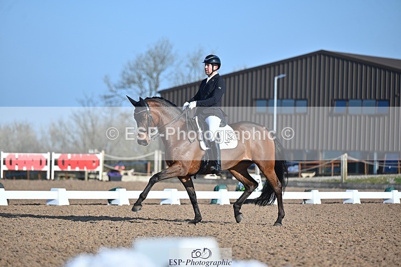 250405-080021-09254 - 189-Darren.Hicks-Lenika