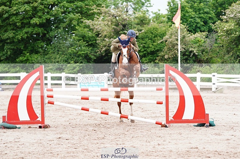 250524-111626-06350 - Cls 21 A&B Snr Disco & 1.00m Open