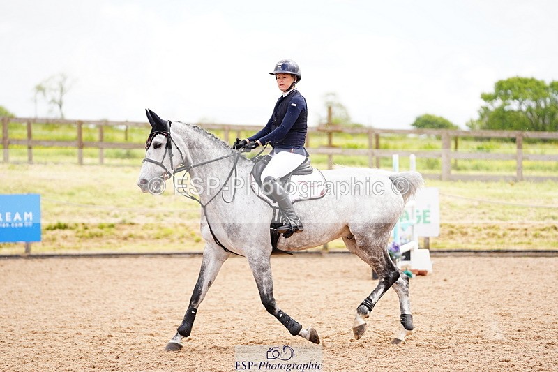 240526A-121156-07981 - Cls 26 Chard Equ 1.05m and 1.10m Grand Prix