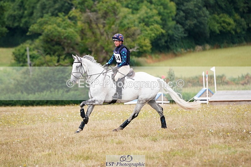 250802A-122014-03957 - C-124-Janine.Paterson-MACHAS.GREY