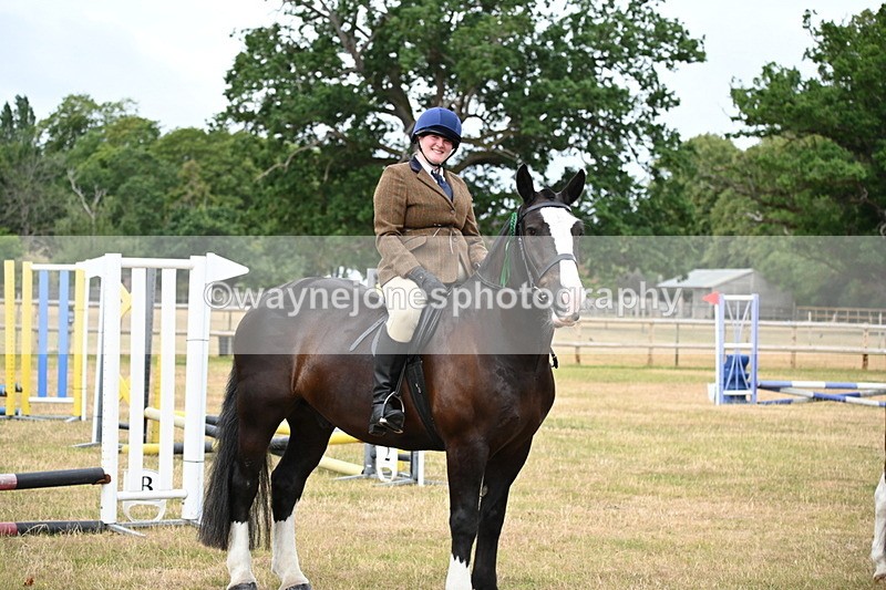 WJ6_4042 - Class 9 Tack & Turnout