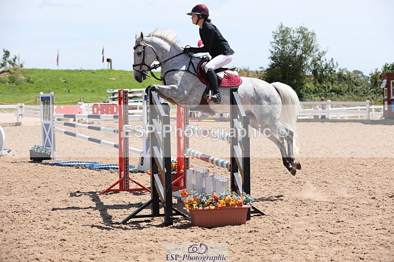 240629A-141031-06725 - Cls 19 Foxhunter and 1.10m Open