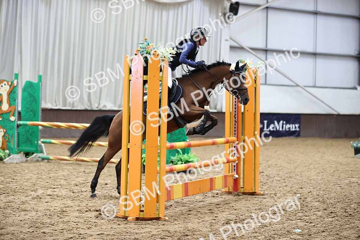 SBM_003536 - Class 11 - Springboard 128cm 138cm Restricted 85cm 95cm