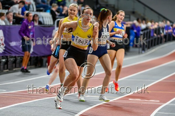 CEREL-925136 - Track Female Set Two