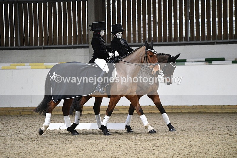 WJ5_9729 - Time 13:04 to 13:41 Fancy Dress DTM