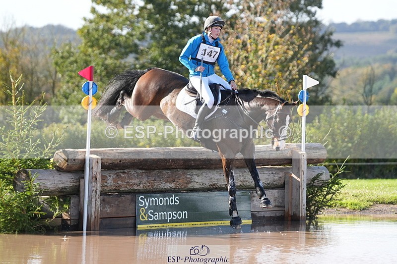 251024A-125904-10902 - B-151-Miranda.Staveley