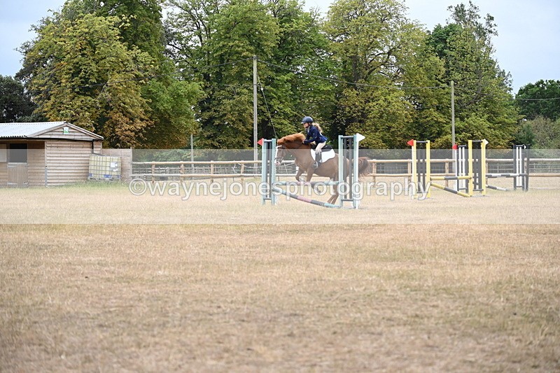 WJ6_0610 - Class 14 Intermediate Jumping 75cm