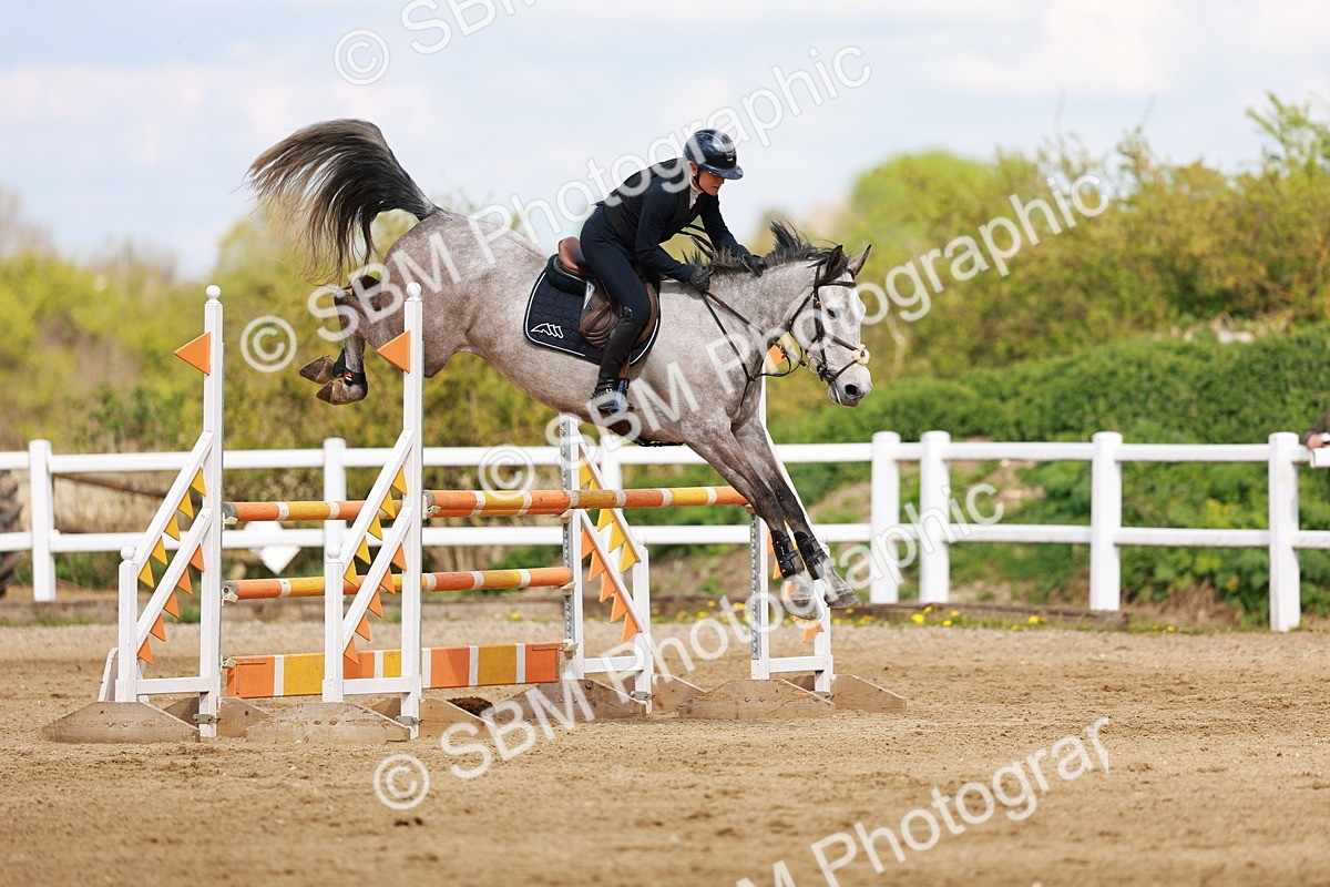 SBM_002297 - Class 4 - Senior Newcomers - 1.10m