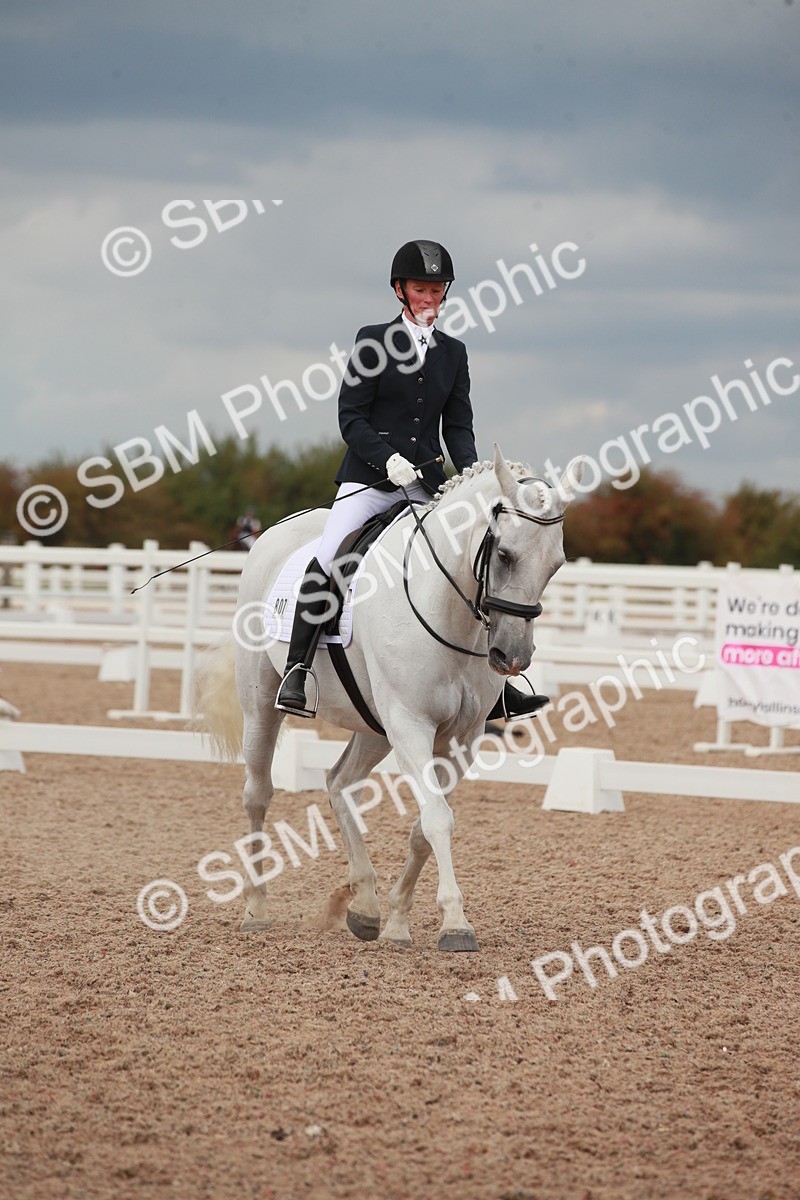 SBM_06038 - Class 32 - Novice 1