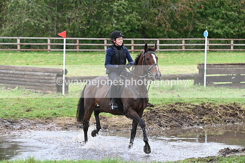 WJ6_5828 - Time at Photographer 12:31 to 12:40