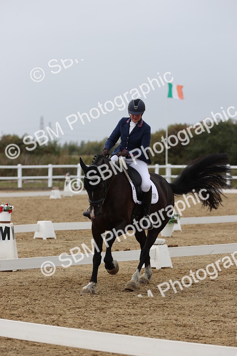 SBM_004359 - Class 9 - Novice 3 Champs