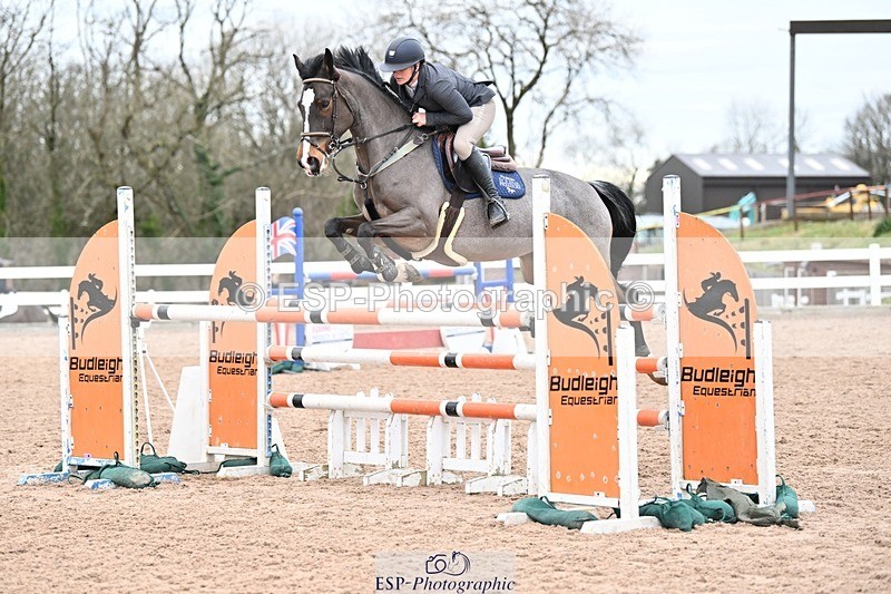 250112-143726-01684 - Cls 21 Foxhunter and 1.20m Open