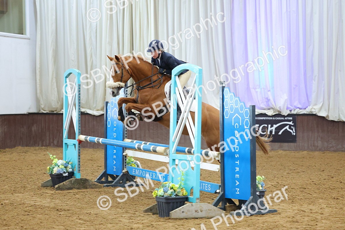 SBM_009997 - Class 21 - Nupafeed Supplements Senior Discovery/ 1m Open - First Round (1.00m)