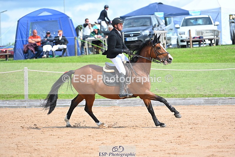 230721A-105234-05472 - Cls 6, 2 Star Medium 1.35m