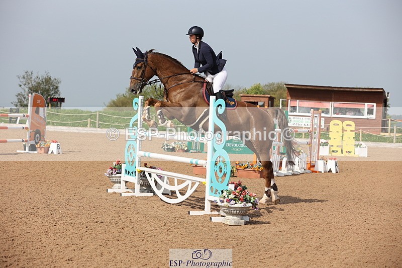 240511A-095739-11552 - Cls 33 Snr 1.20m Open