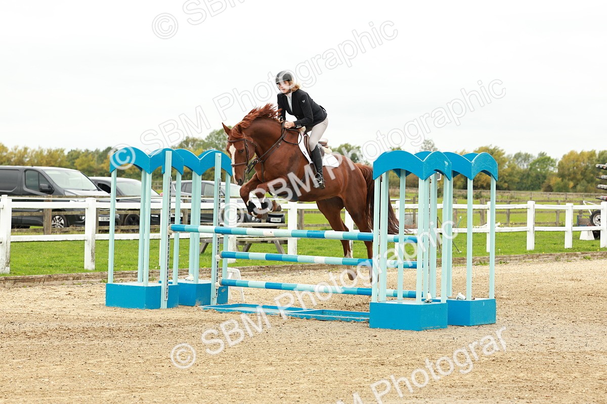 1I0A7661 - Class 4 - Senior Newcomers 1.10m