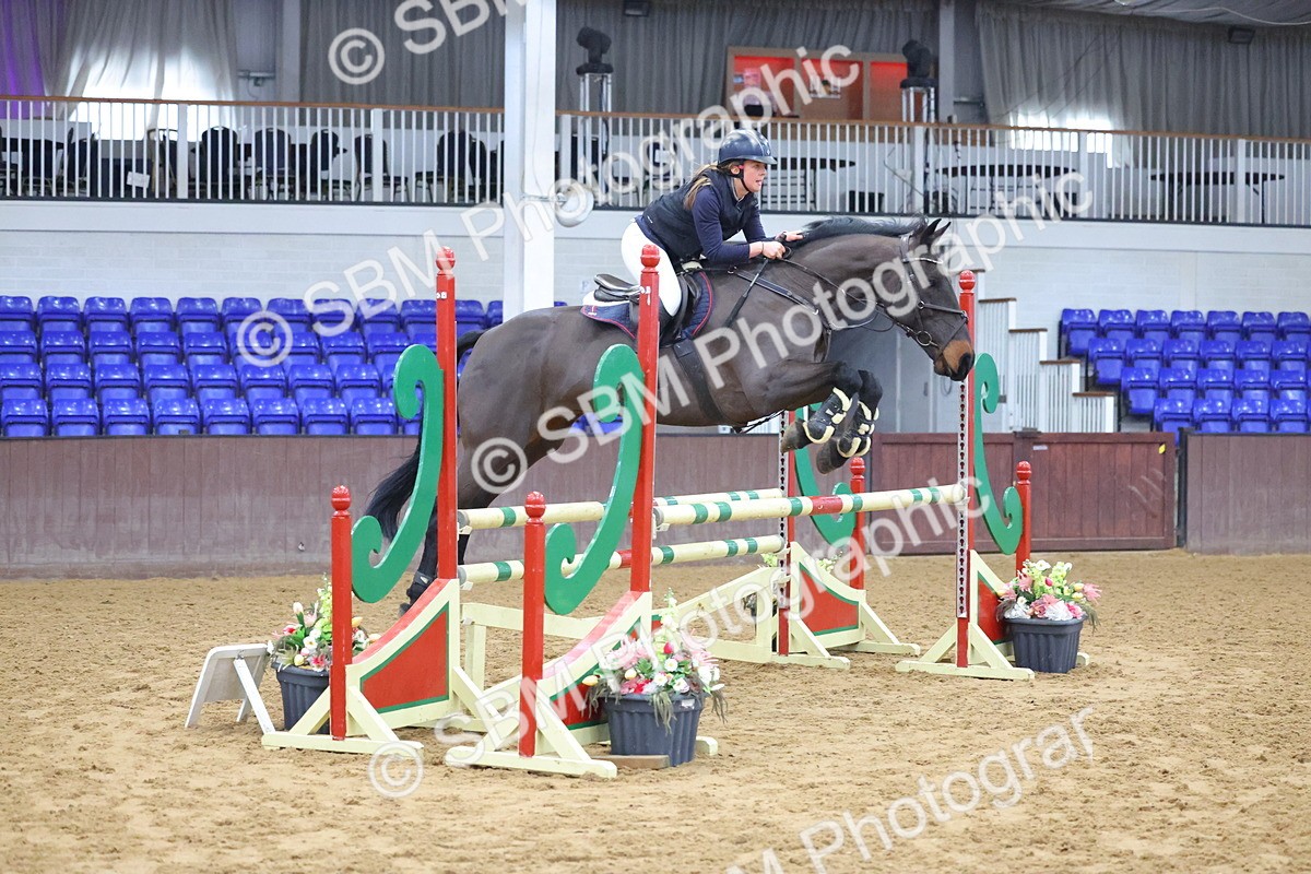 SBM_008547 - Class 21 - Nupafeed Supplements Senior Discovery/ 1m Open - First Round (1.00m)