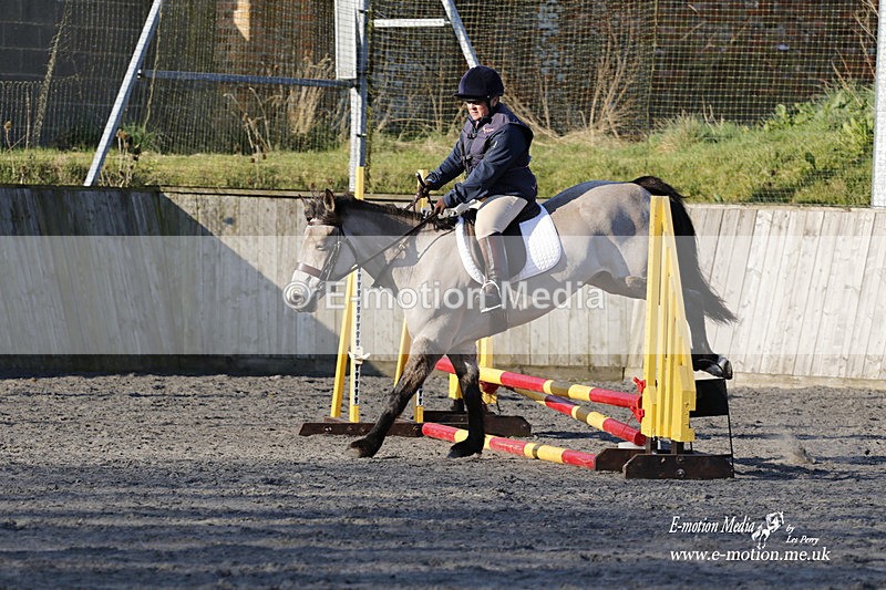 _EST0045 - Bourne Valley Riding Club Winter Showjumping 27/03/22
