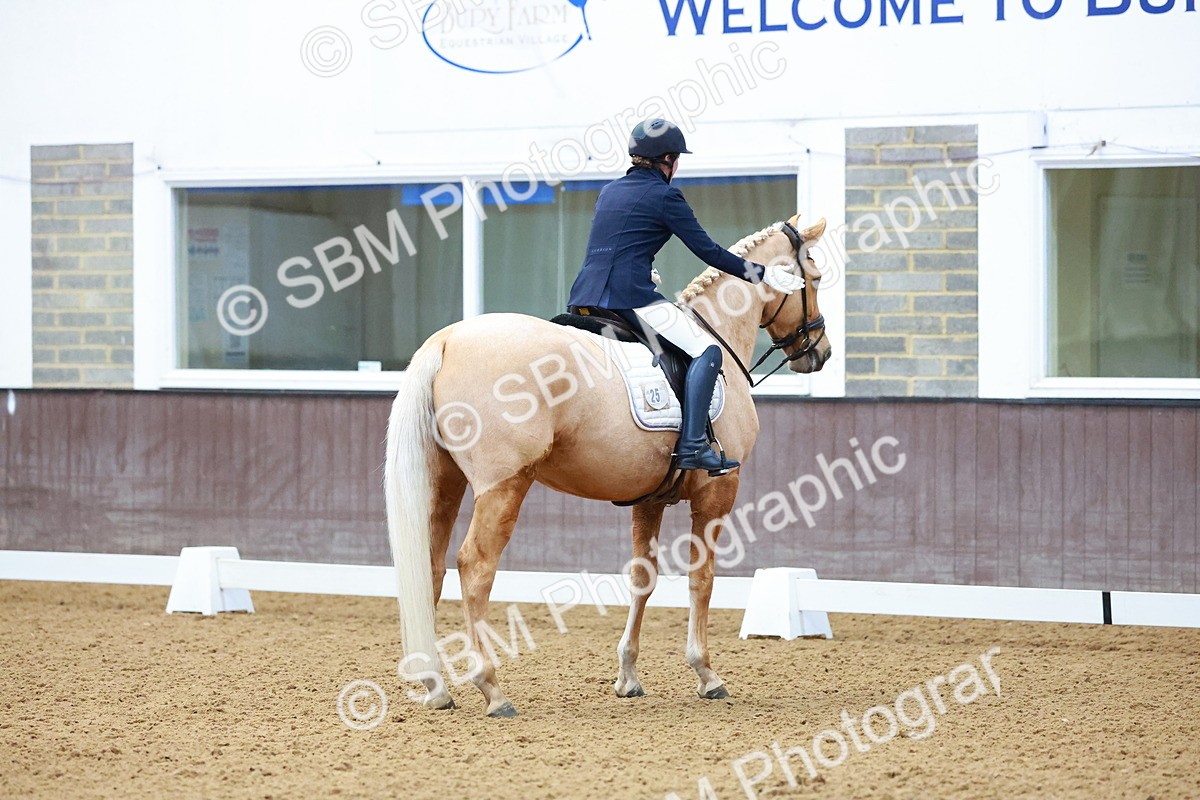 SBM_001244 - Class 18-15-16-22 - Elementary 5 Novice 5-Novice 6