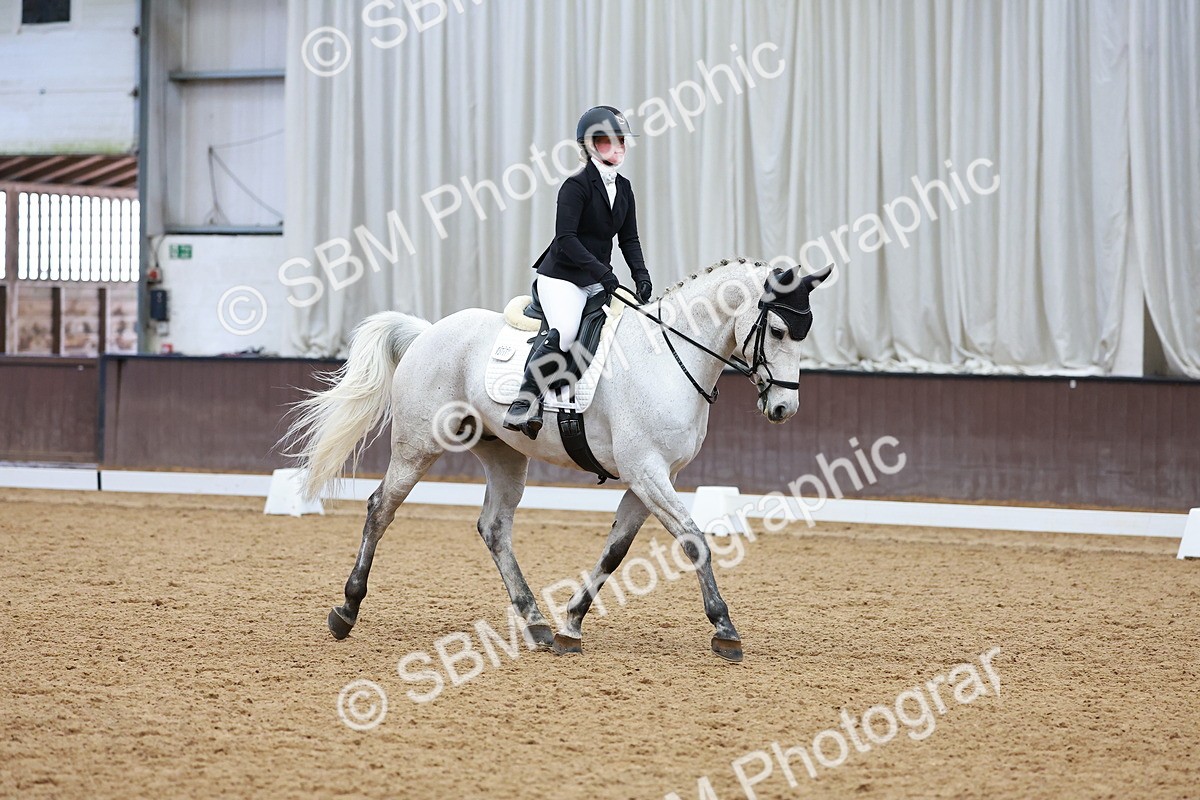 SBM_003394 - Class 11 - Novice 2
