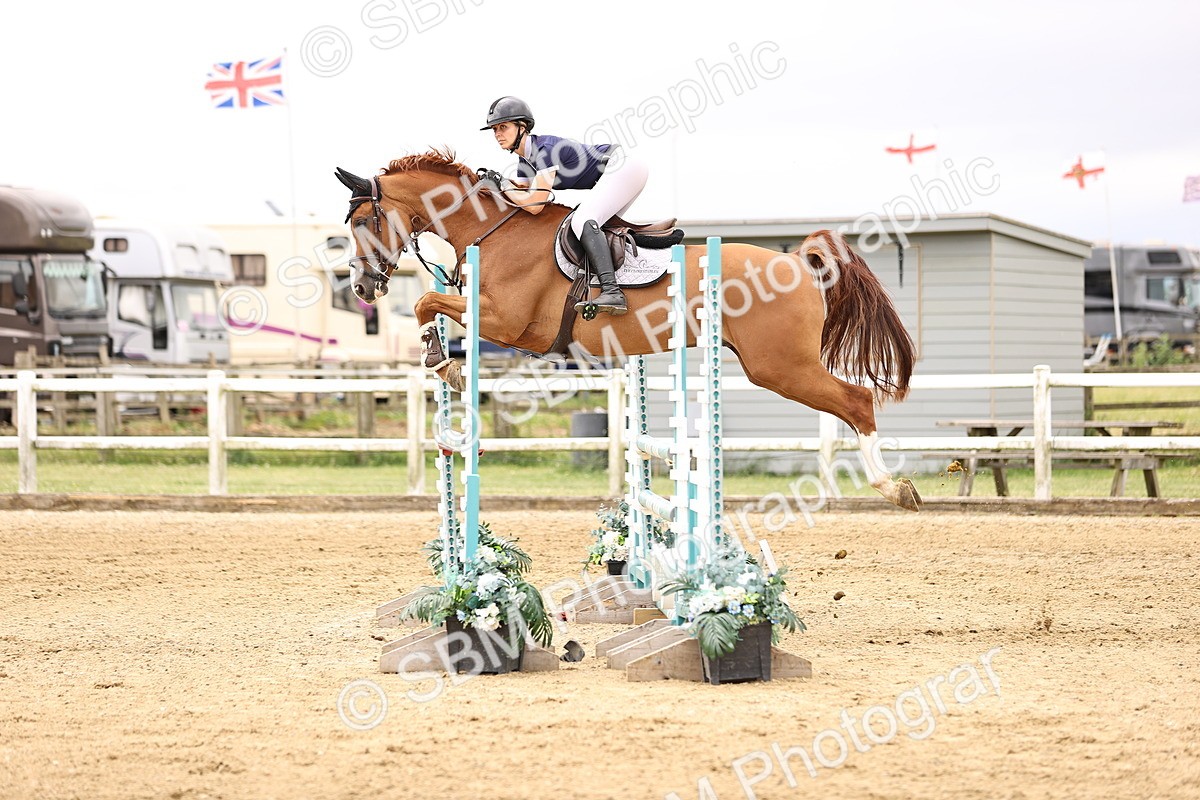SBM_003212 - Class 21 - Senior Newcomers - 1.10m