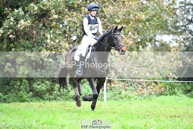 231021-115050-15320 - 645-COOLEY.CORPELLO-Francesca.Swallow-SC+XC