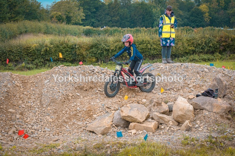 DSCF0520 - Ripon MC Trial 27/09- kids