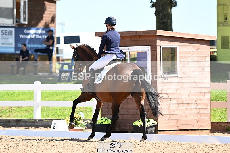 240816A-113647-04083 - 198-Lindsey.Cheffings-Prima