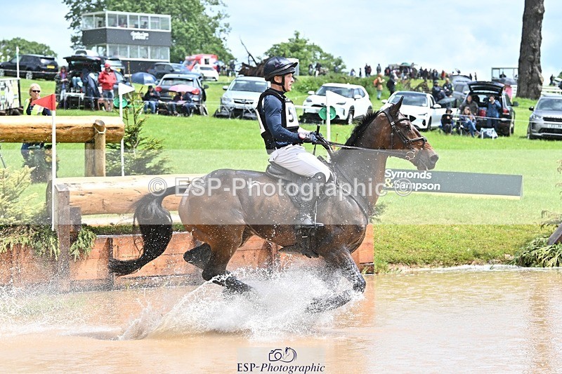 240526-131514-22757 - 541-FRIENDSHIP_VDL-Aaron_Millar