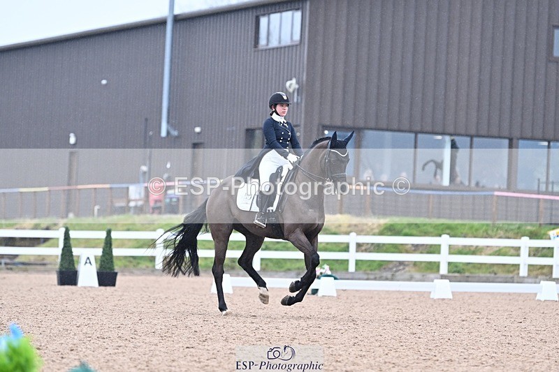 250214-124427-01614 - 177-Nynn.Puttisombat-Ivaro.I