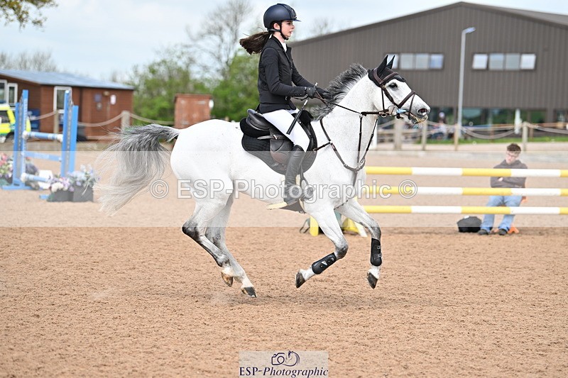 240506A-124635-08801 - Cls 5 Pony Foxhunter & 1.10m Open
