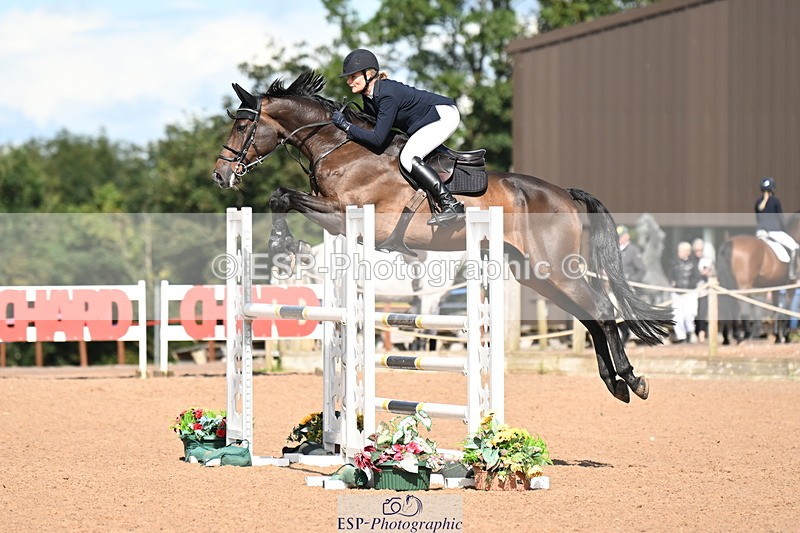 240912A-112901-00581 - Cls 2 Snr Newcomers