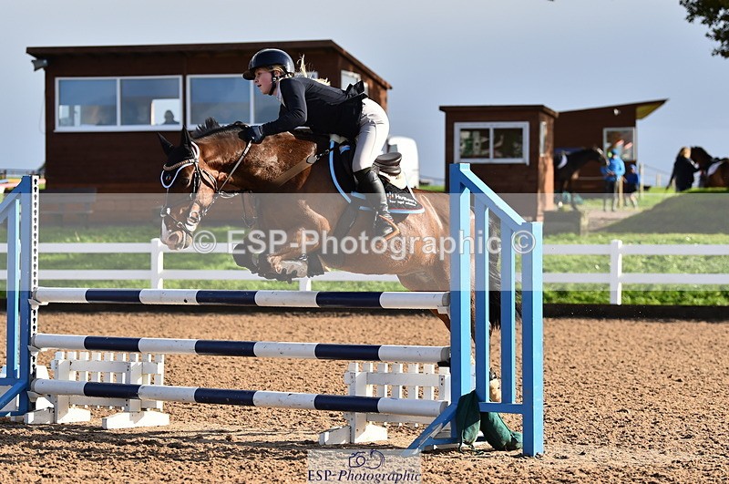 231029A-105022-02819 - Pony Discovery & 90cm Open