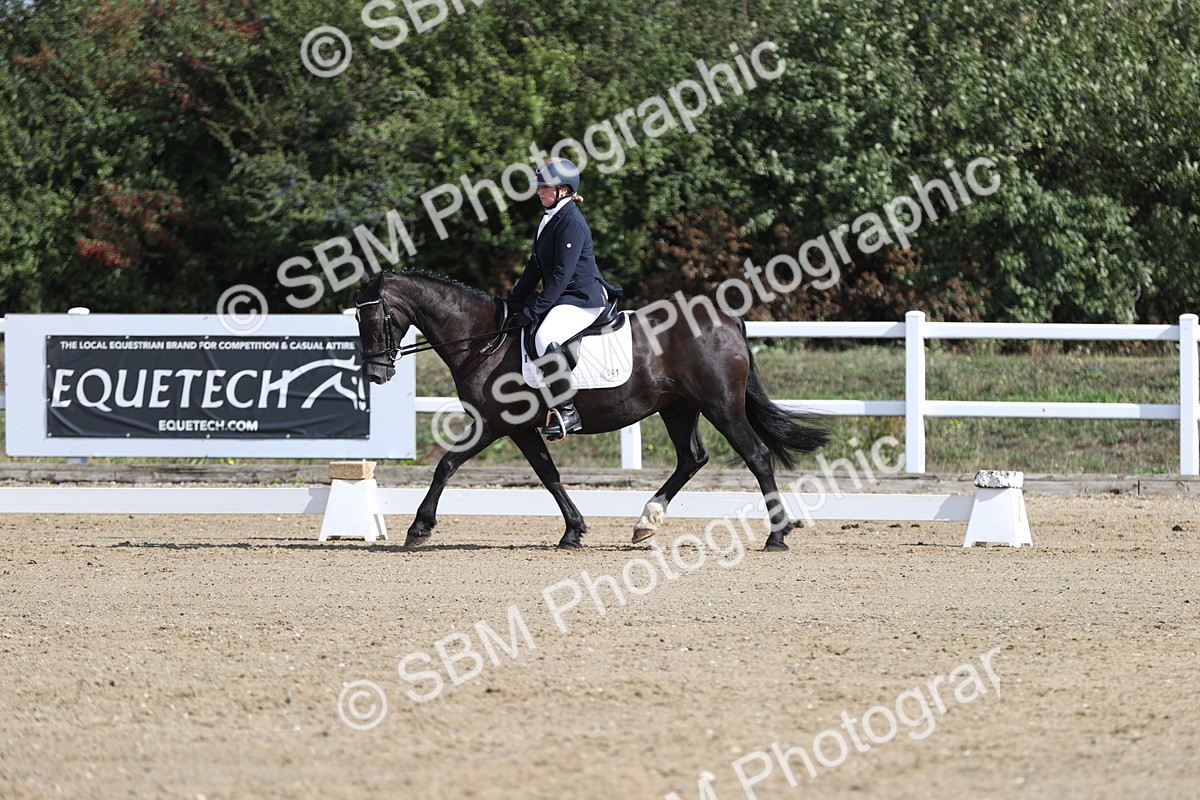 SBM_001266 - Class 2 - Intro 4 Champs - 9.44-10.38