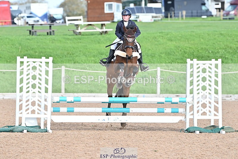 231029A-111028-02907 - 80cm Club and Schools