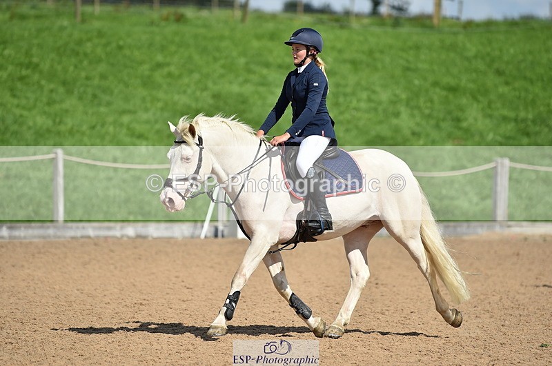 230902A-140318-01584 - Cls 3B Pony Medium 90cm